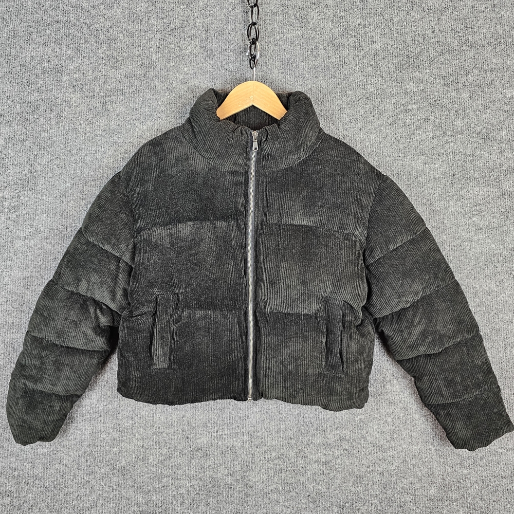 Double Zero Cropped Corduroy‎ Puffer Jacket - Black